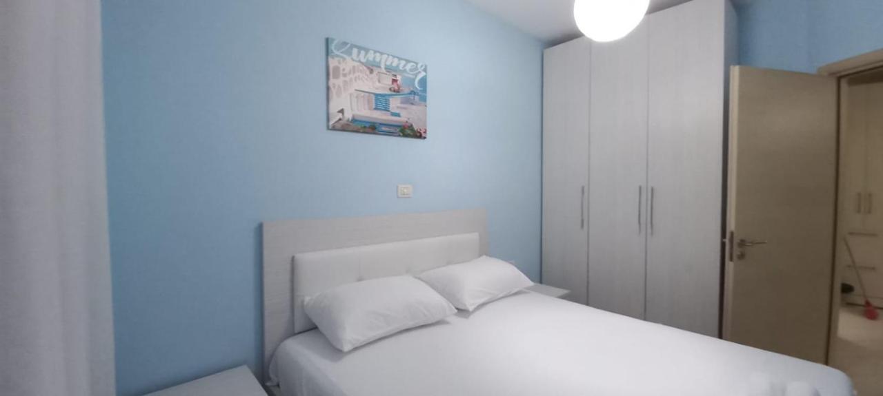Gold Key Apartments, Durres Beach Buitenkant foto