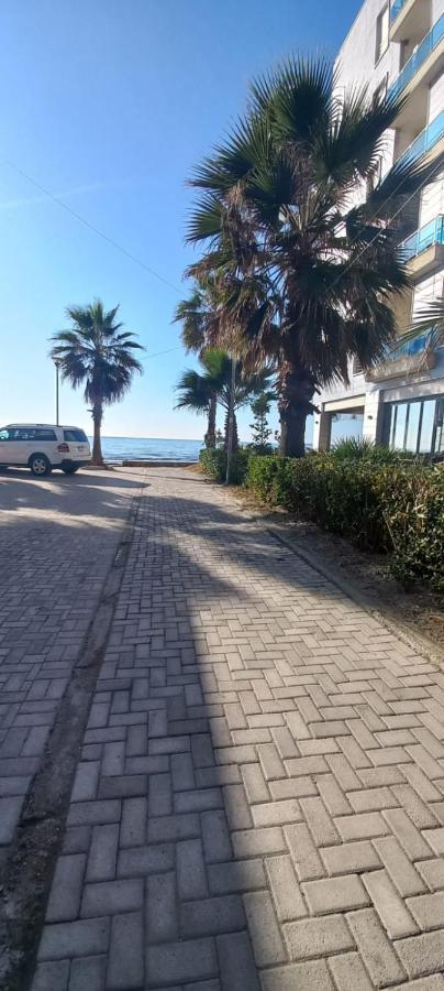 Gold Key Apartments, Durres Beach Buitenkant foto